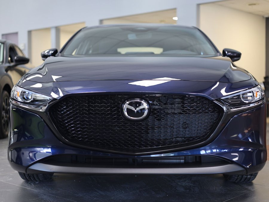 Mazda Mazda3 Sport Automatique, tout équipé, sièges chauffants, caméra de recul fwd 2025 Bleu cristal foncé mica