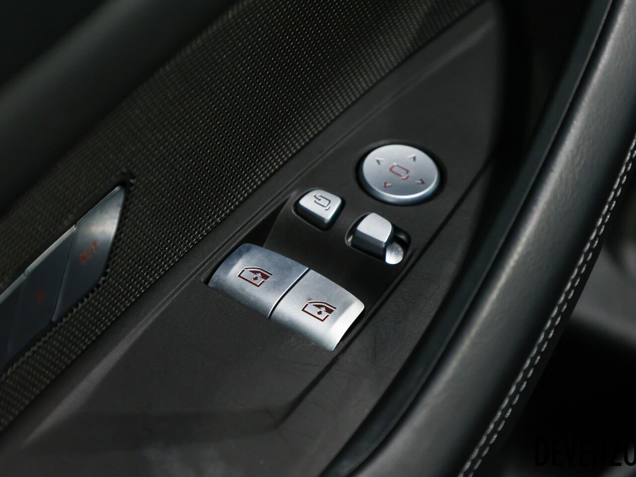 BMW M4 2025 Noir Saint-Eustache - photo #13
