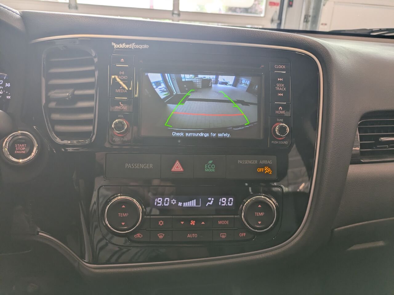 2016 Mitsubishi Outlander Black Gatineau - photo #11