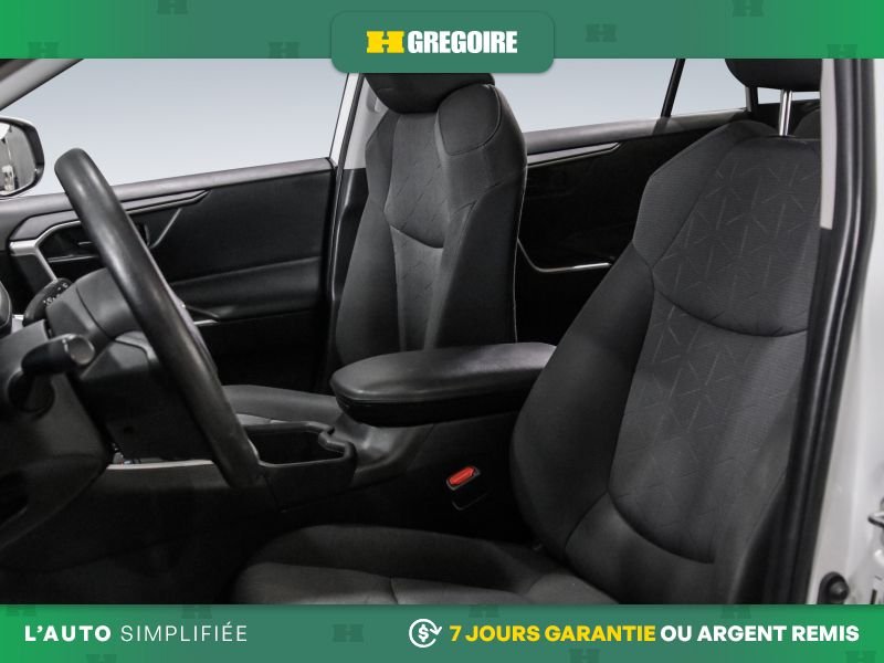 2022 Toyota Rav 4 White Saint-Eustache - photo #19