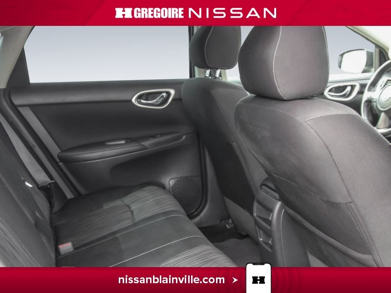 2017 Nissan Sentra Grey Laval - photo #23