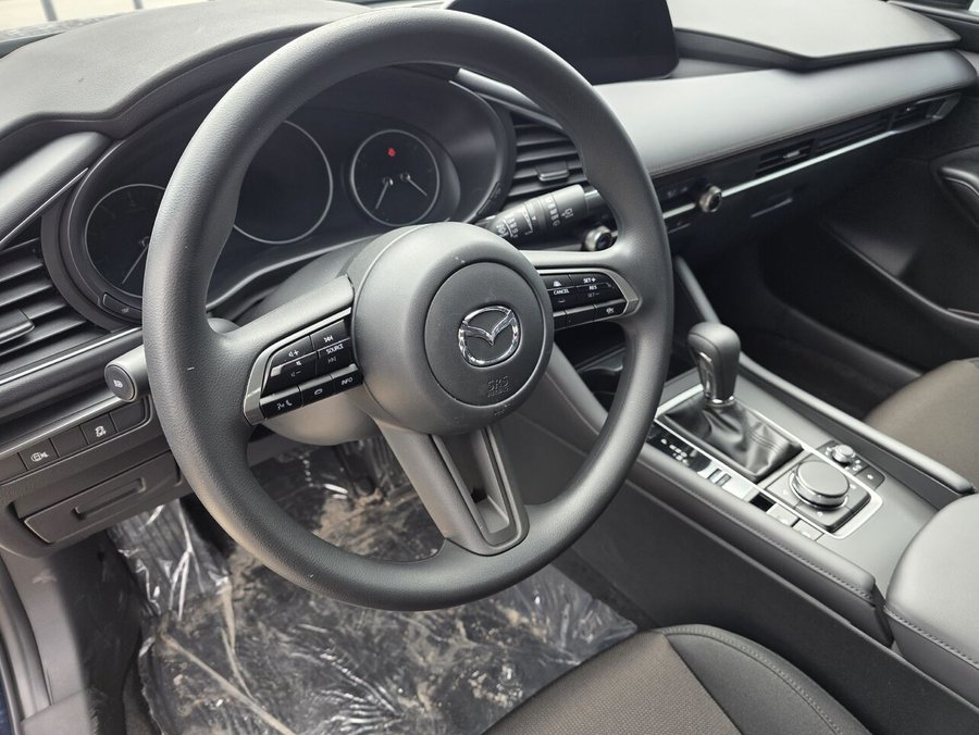 Mazda Mazda3 Sport 2026 2026 Bleu cristal foncé mica