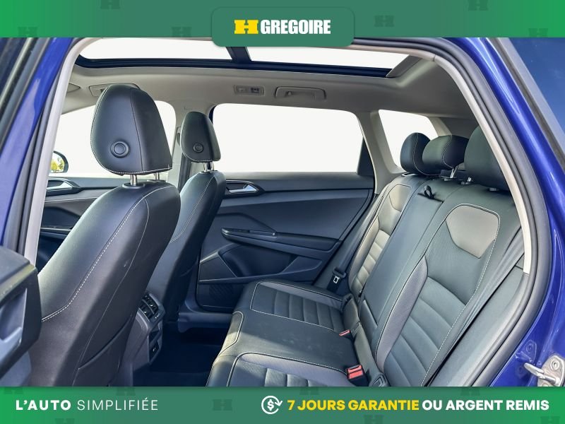 2022 Volkswagen Taos Blue Blainville - photo #15