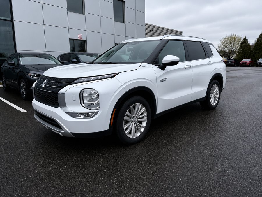Mitsubishi Outlander PHEV 2023 2023 Argent
