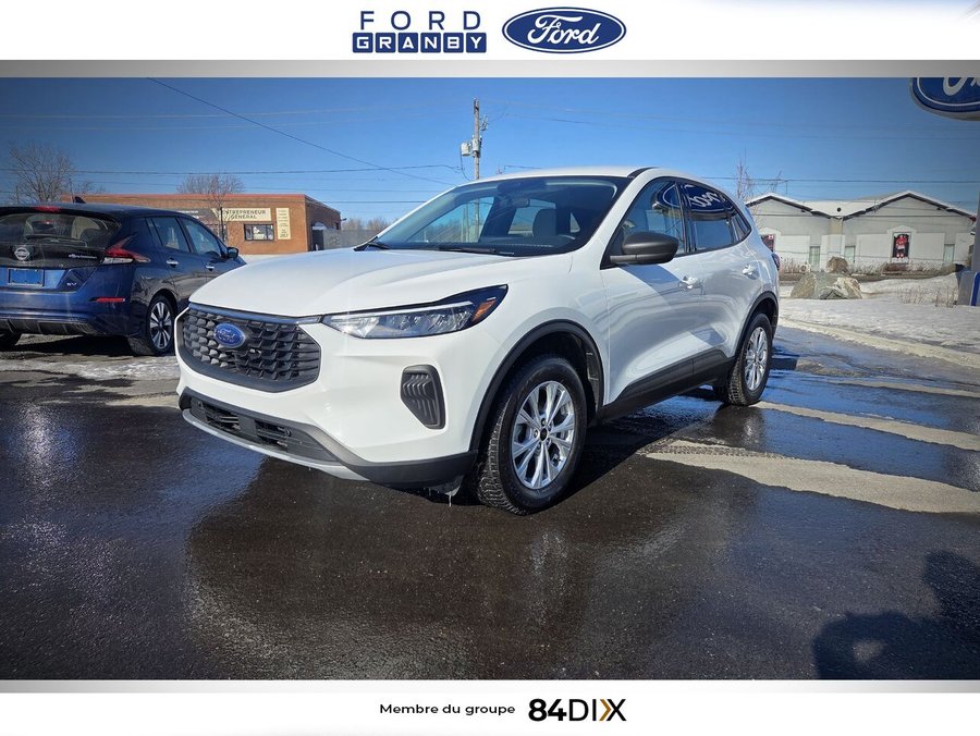 2025 Ford Escape White