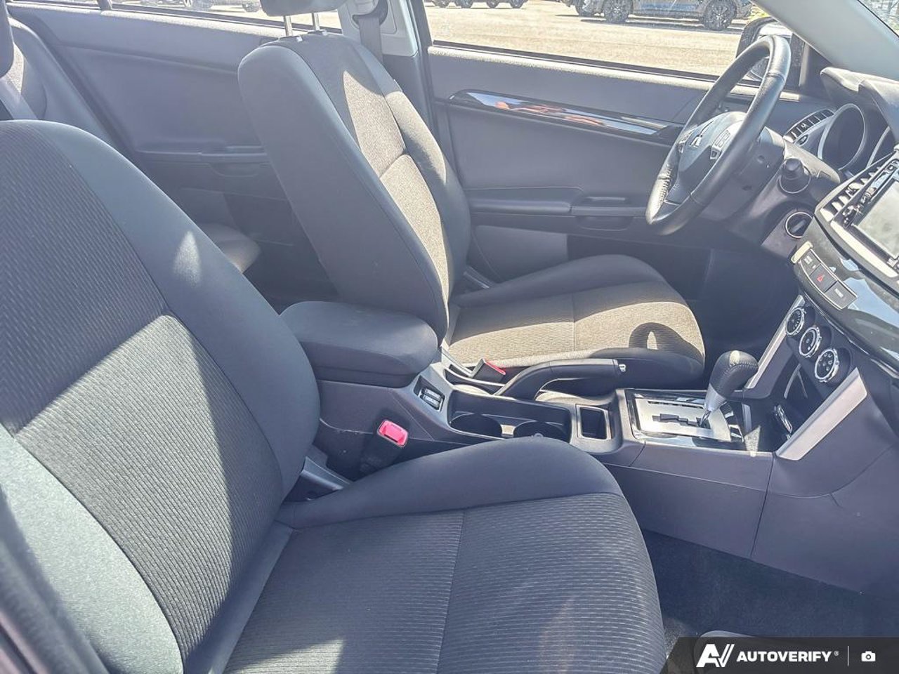 Mitsubishi Lancer JA32U2FU4HU602406 2017 Noir Mirabel - photo #23