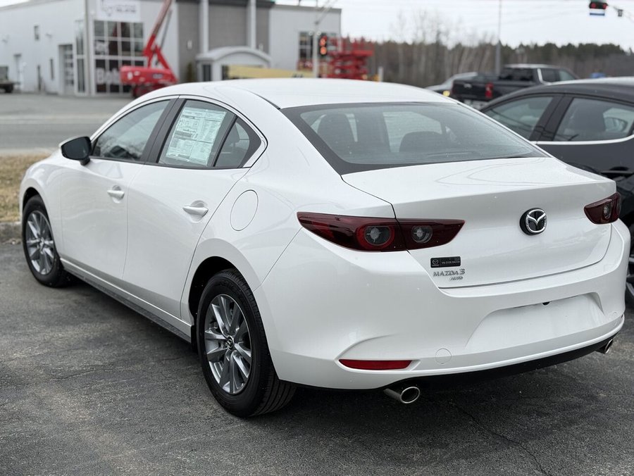 MAZDA Mazda3 2026 2026 Blanc neige nacré