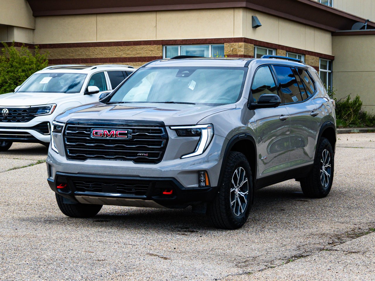 2026 GMC Acadia AWD 4dr AT4 Grey Sherwood Park - photo #3