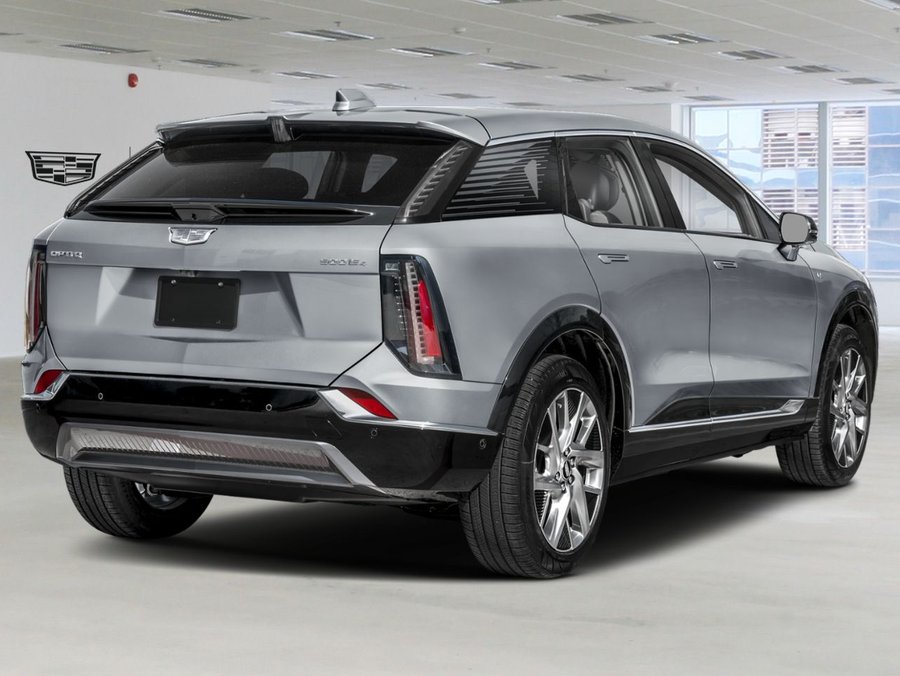 2026 CADILLAC OPTIQ 2026 Argent Silver Metallic