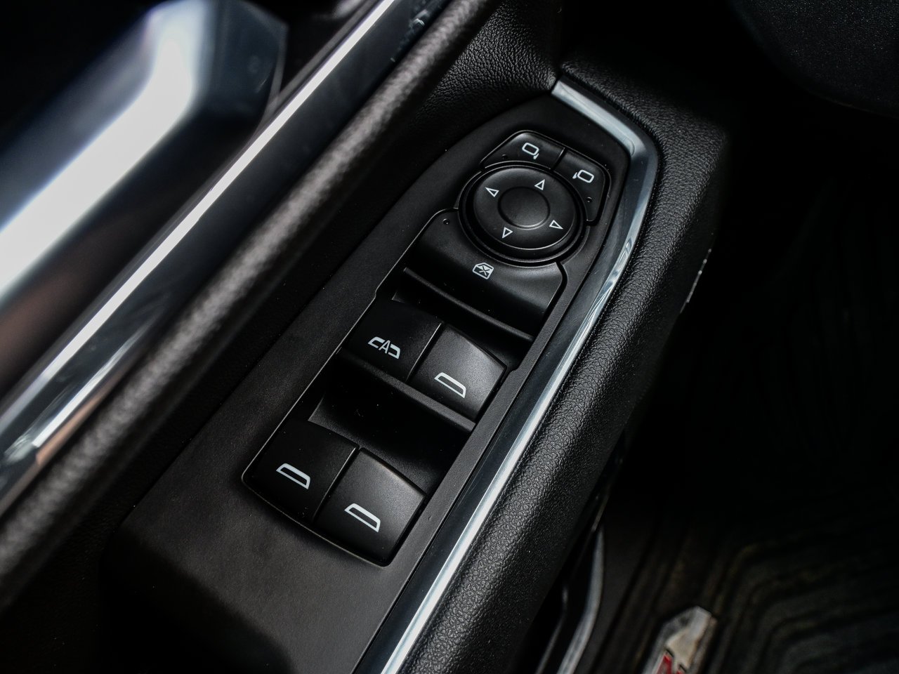 2025 Chevrolet Silverado 1500 4WD Crew Cab 147 LT Trail Boss Black Sherwood Park - photo #19