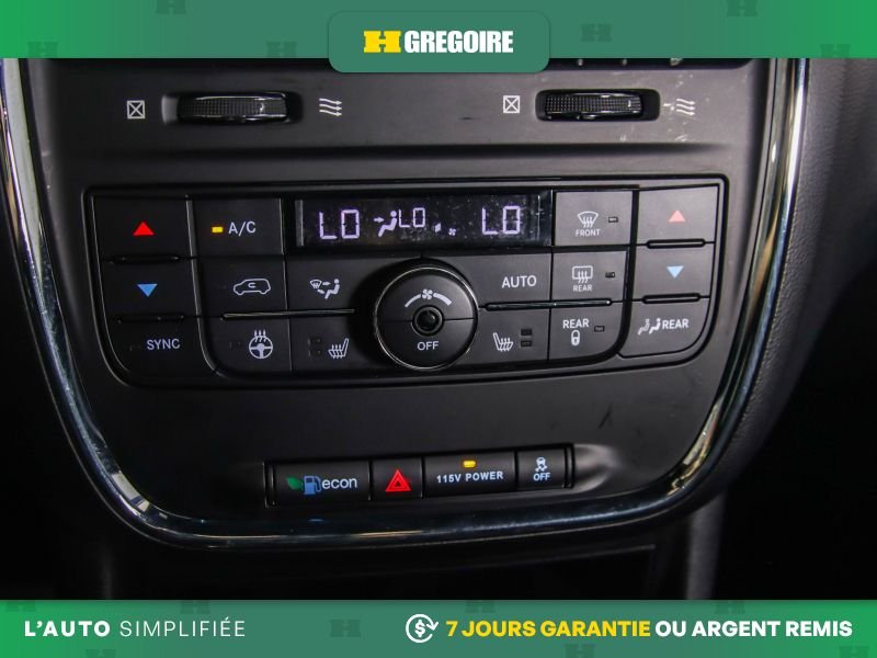 Dodge GR Caravan 821014 | Premium Plus AUTO A/C MAGS CUIR NAV CAM RECUL BLUE 2020 Noir Laval - photo #15