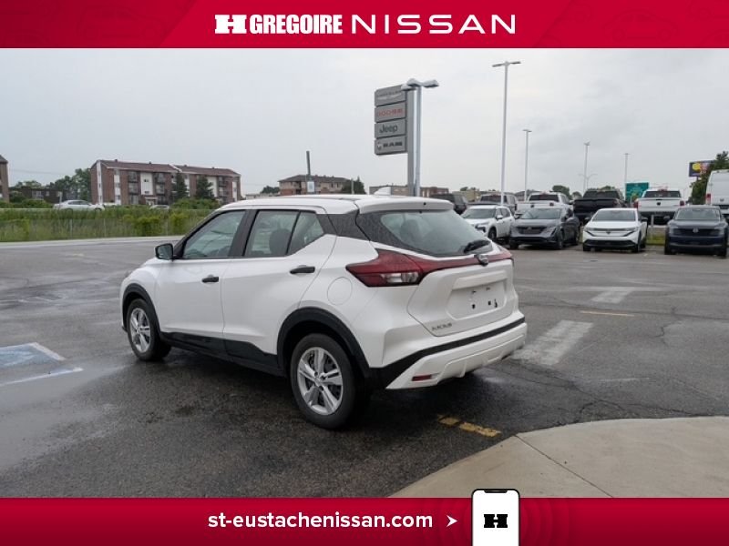 2024 Nissan Kicks White Saint-Eustache - photo #8