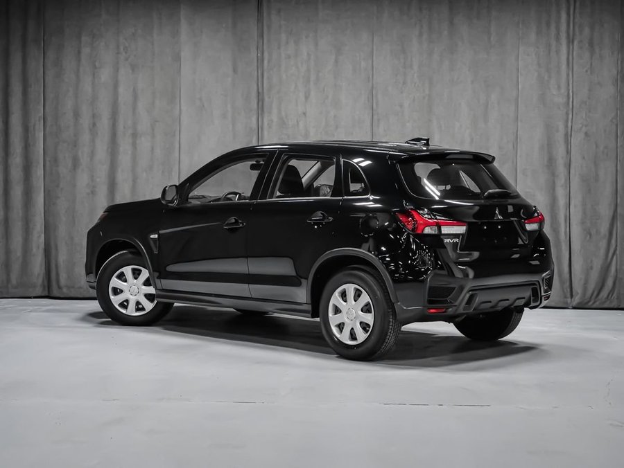 2026 Mitsubishi RVR ES Labrador Black