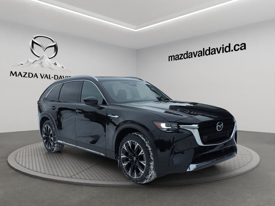 2025 Mazda CX-90 PHEV Éligible à une subvention gouvernementale allant jusqu’à 7500$ Jet Black Mica
