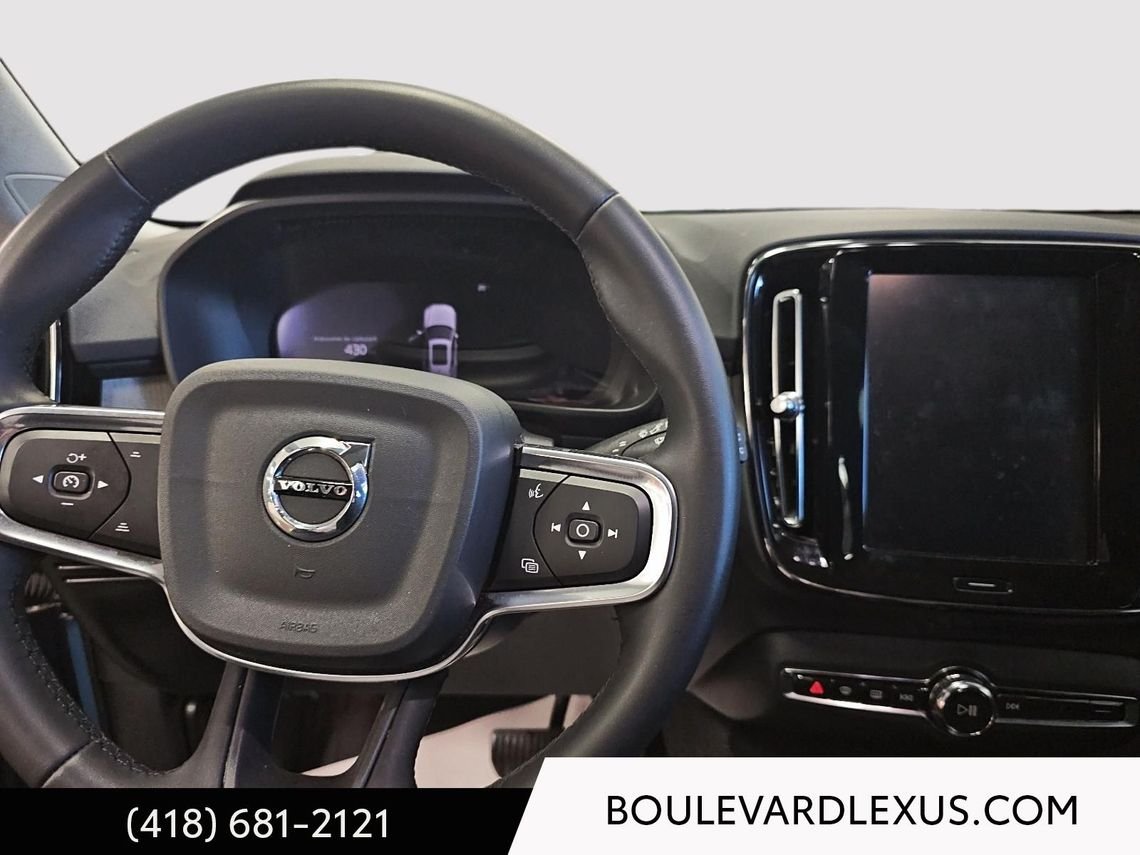 2024 Volvo XC40 Blue Quebec - photo #39