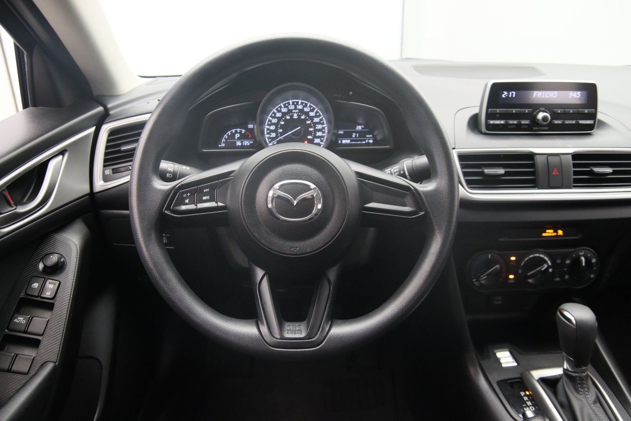 2018 Mazda Mazda3 VIN JM1BN1U79J1182462 Black Baie-Comeau - photo #10