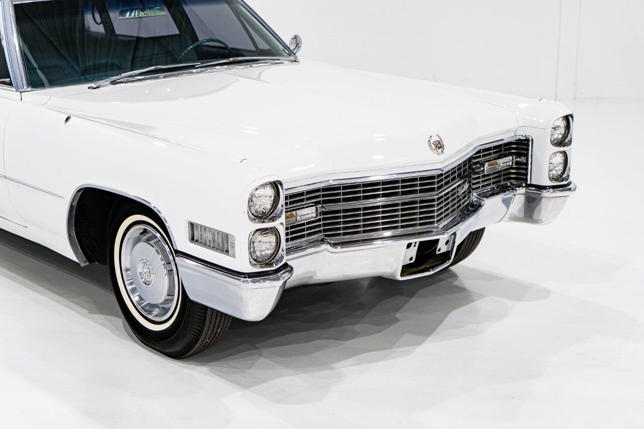 Cadillac Fleetwood **PRICE IN USD** Factory Limo dual AC with only 18,892 miles 1966 Blanc Montréal - photo #24