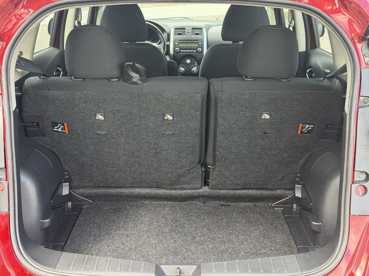 2014 Nissan Versa Note Red Ste-Marie - photo #6