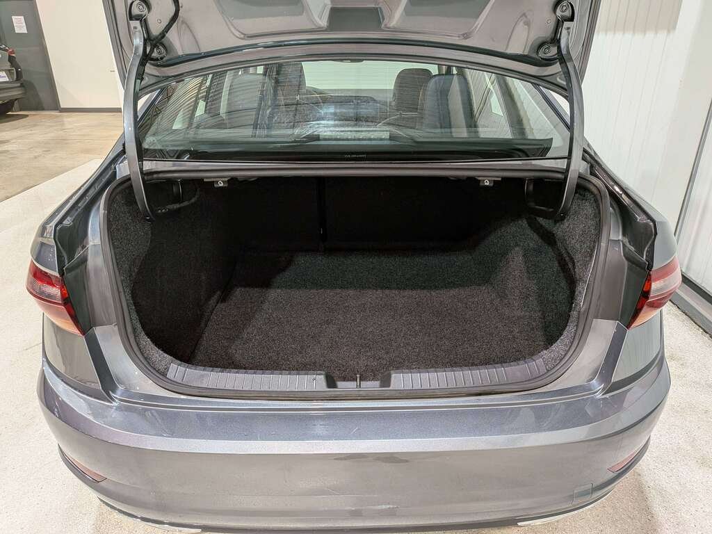 2019 Volkswagen Jetta Execline Manual Grey Val-David - photo #8