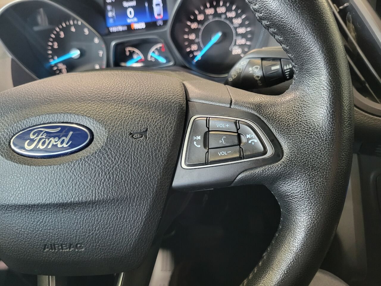 2019 Ford Escape Silver  - photo #20