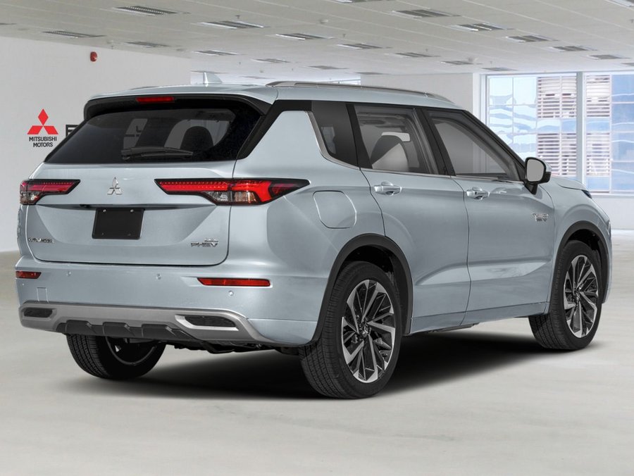 2026 MITSUBISHI Outlander Plug-In Hybrid SEL Moonstone Grey Premium Finish