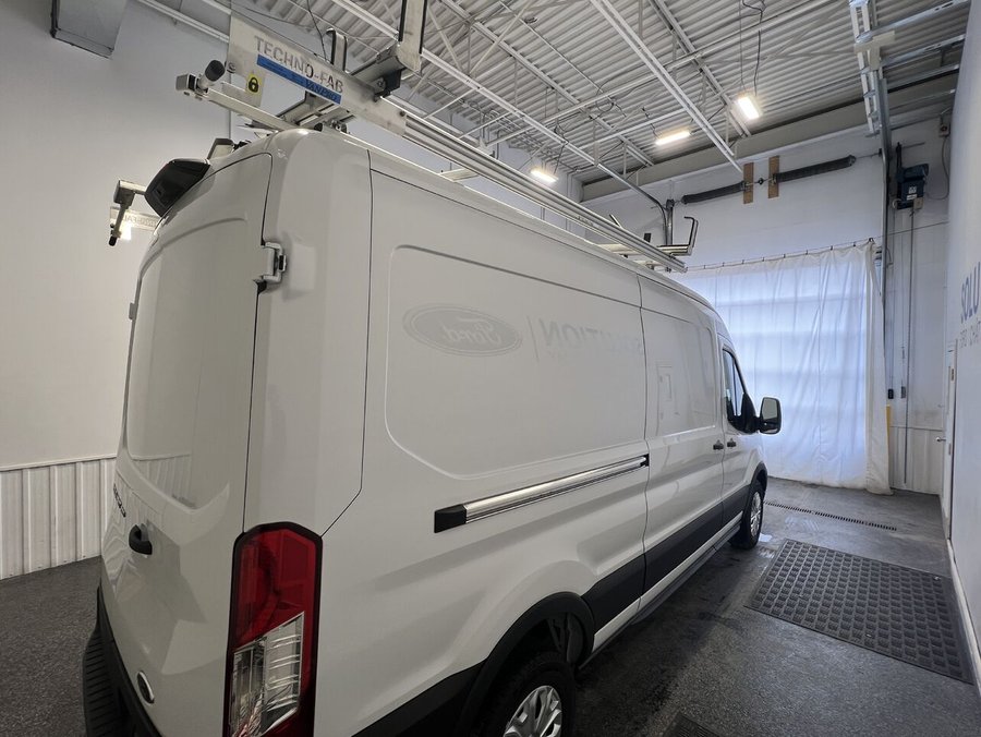 2025 Ford Transit Cargo Van TRANSIT FOURGON UTILITAIRE Oxford White