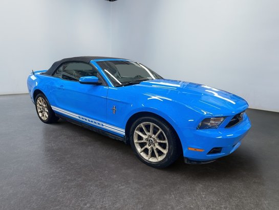 Ford MUSTANG Décapotable 2 portes V6 2010 Bleu