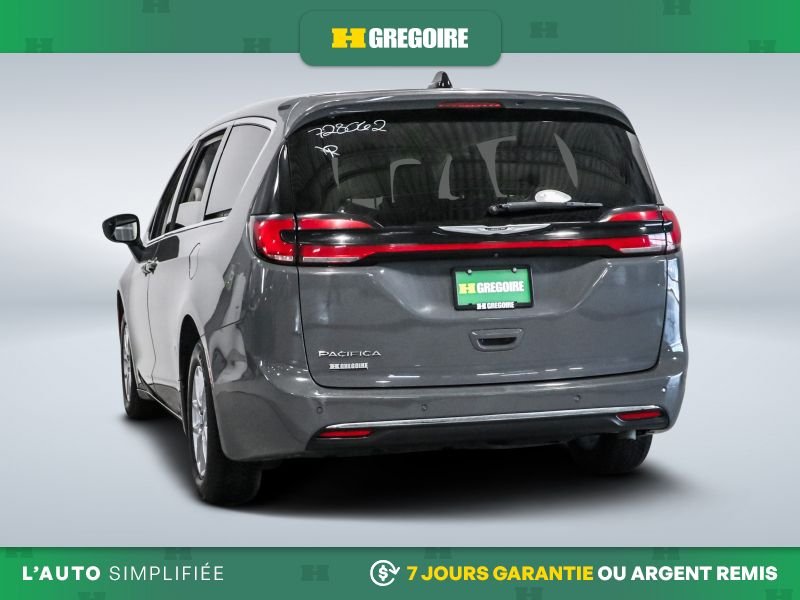 2023 Chrysler Pacifica Grey Laval - photo #5