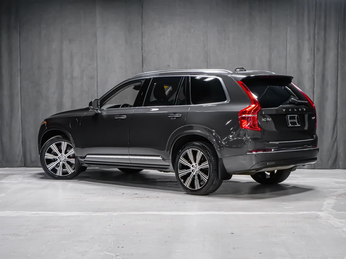 Volvo XC90 Plug-In Hybrid T8 ULTRA BRIGHT LOUNGE 2025 Gris Montréal - photo #3