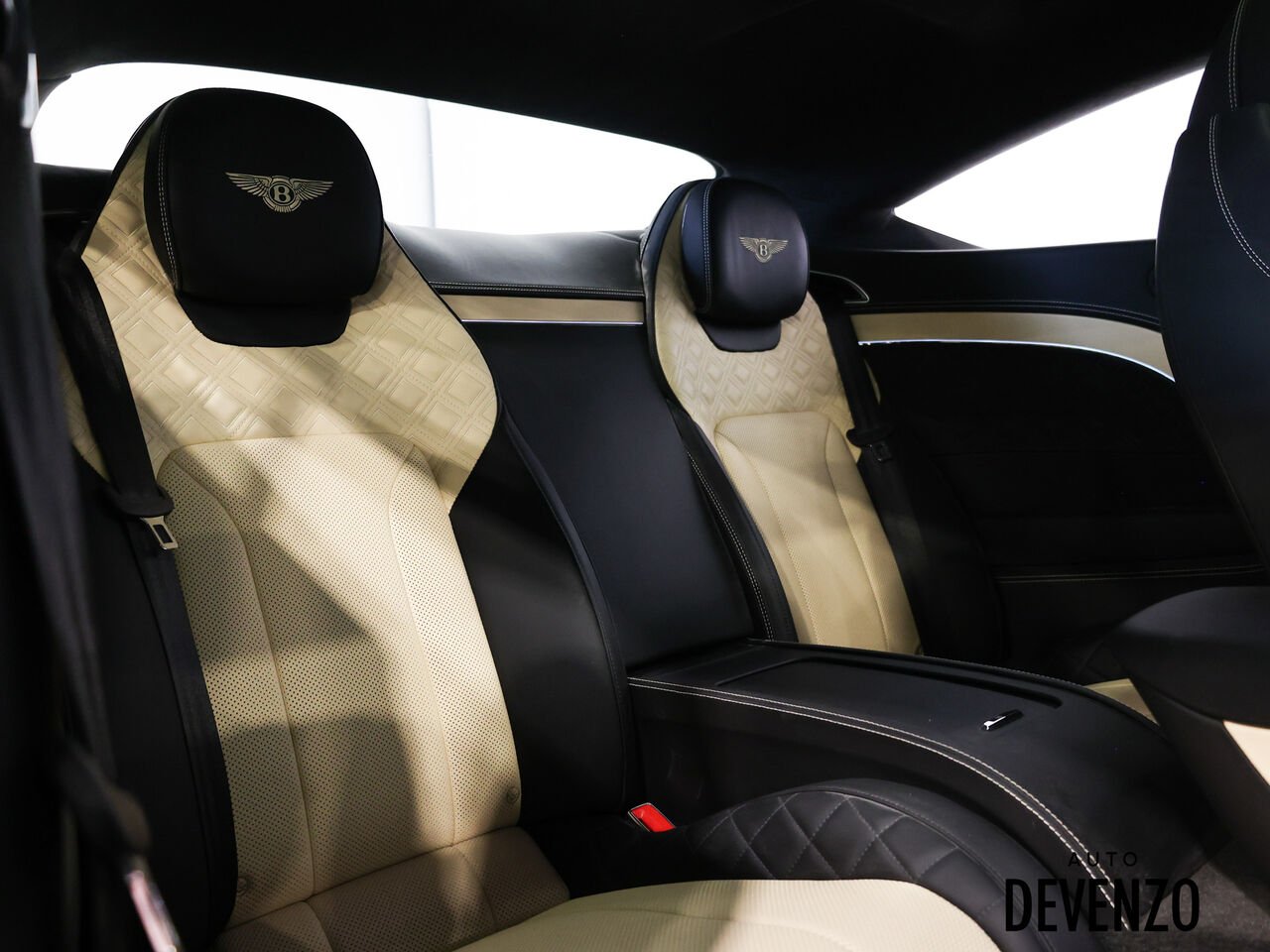 Bentley Continental 2023 Bleu Saint-Eustache - photo #8