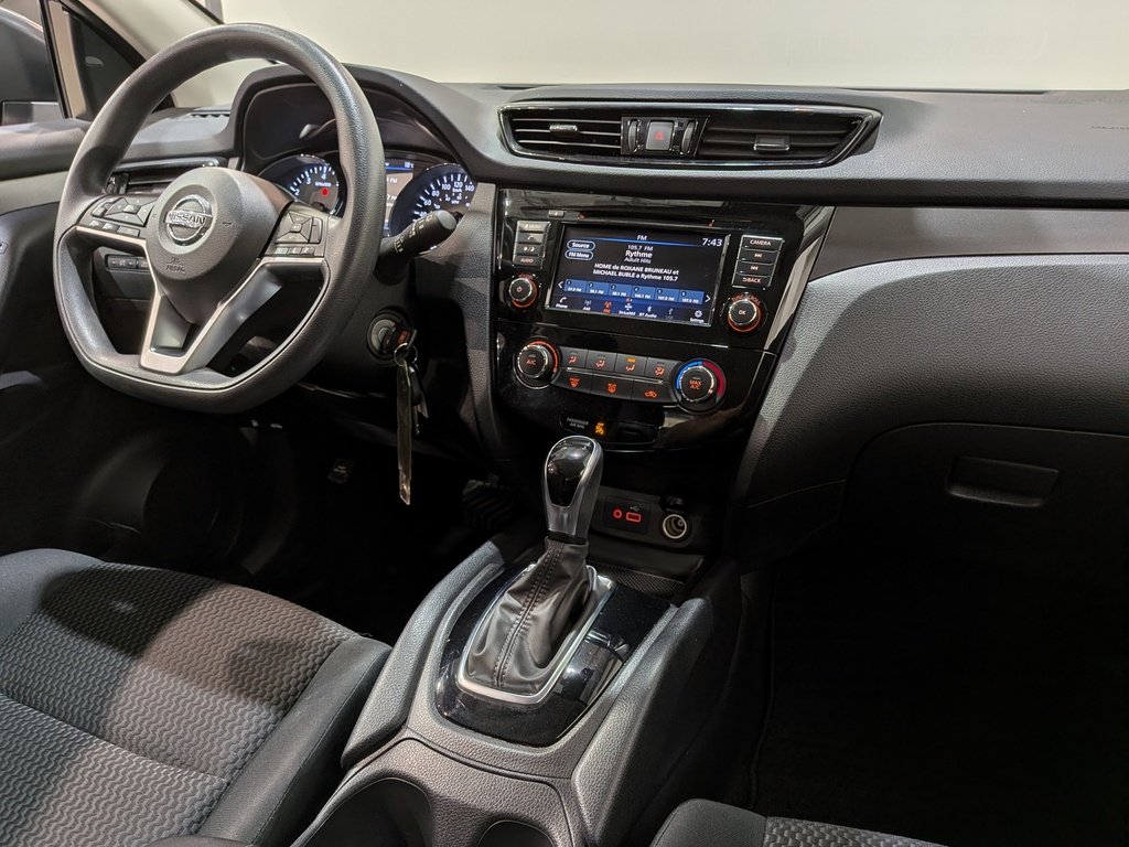 Nissan Qashqai 2023 Gris Val-David - photo #17