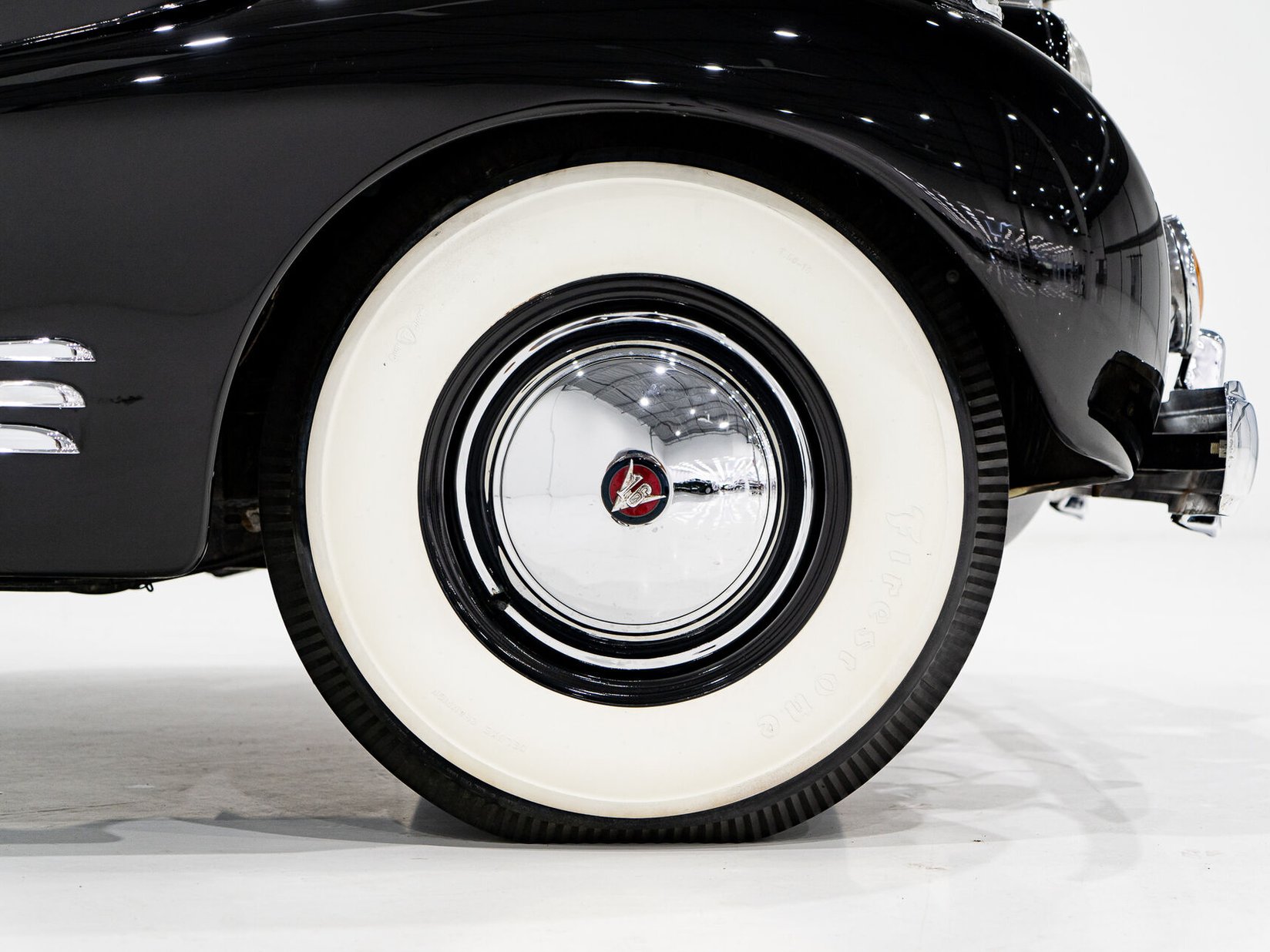 Cadillac Series 90 **PRICE IN USD**1 of 13 V16 1938 Noir Montréal - photo #36