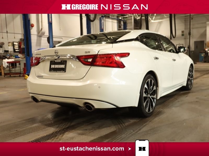 2017 Nissan Maxima White Laval - photo #20