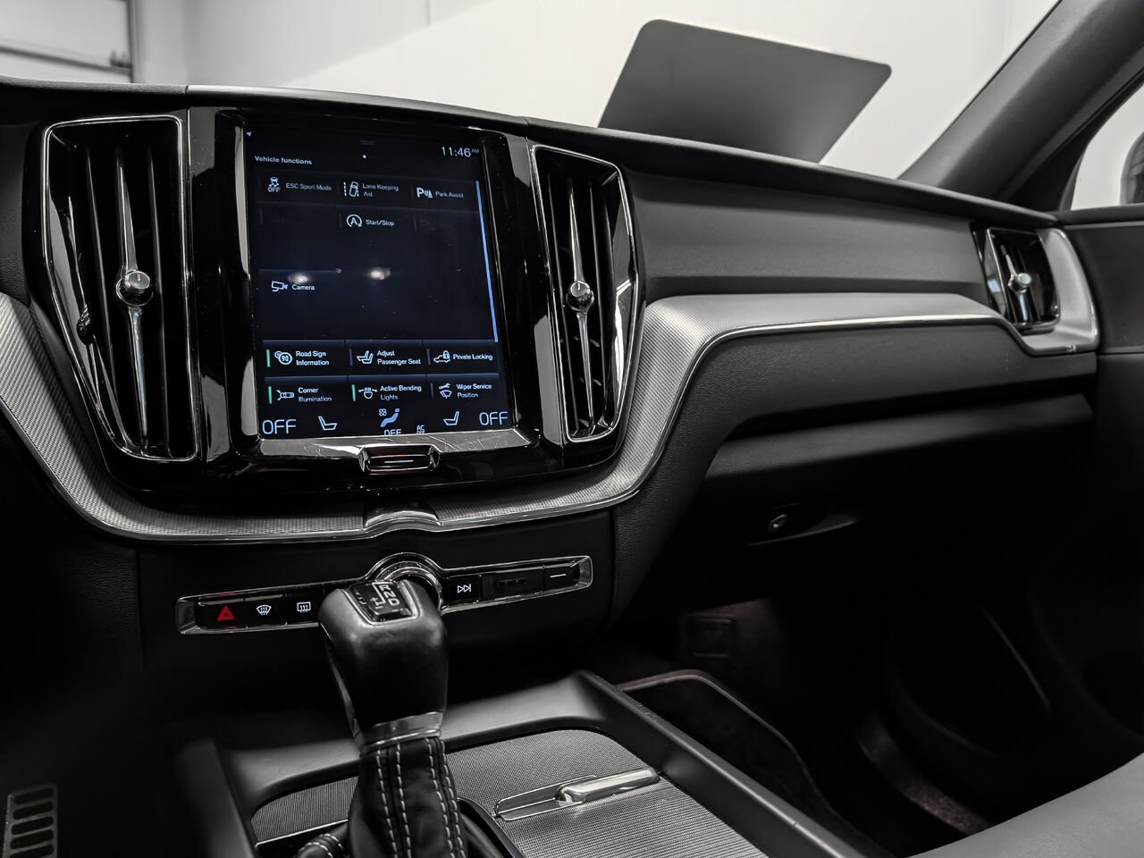 Volvo XC60 T6 AWD R-Design Toit pano Volant+sièges chauffants 2020 Autre Sherbrooke - photo #11