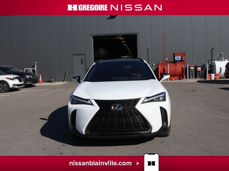 2023 Lexus UX White Saint-Eustache - photo #1