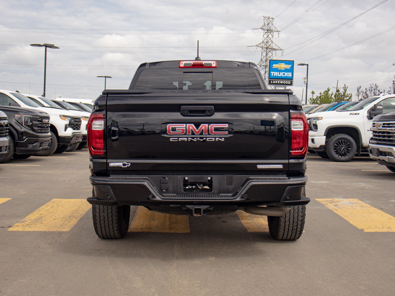 2024 GMC Canyon 4WD Crew Cab Elevation Black Sherwood Park - photo #8