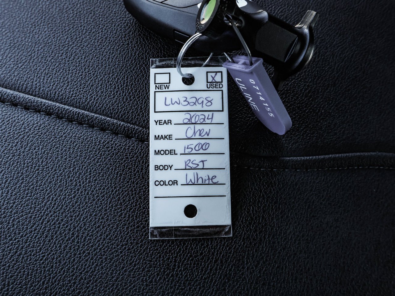 2024 Chevrolet Silverado 1500 4WD Crew Cab 147 RST White Sherwood Park - photo #31