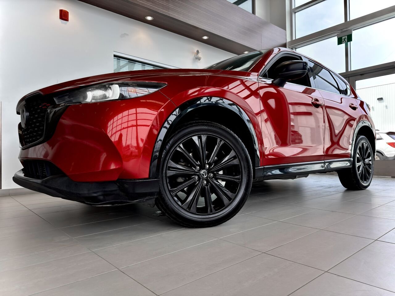 2022 Mazda CX-5 Red Notre-Dame-des-Prairies - photo #19
