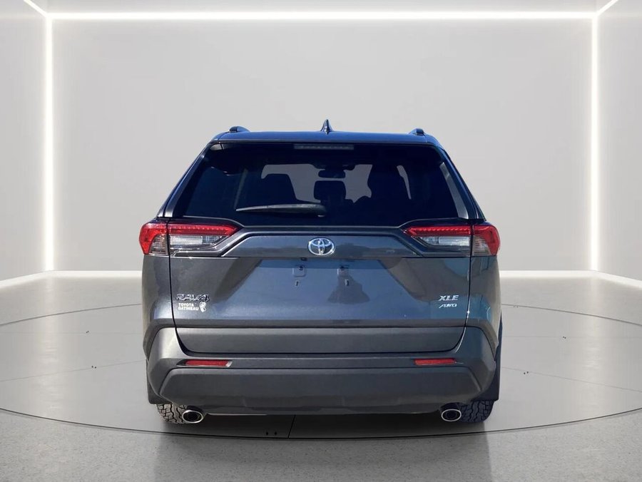 2021 TOYOTA RAV4 XLE 2021 Magnetic Grey Metallic