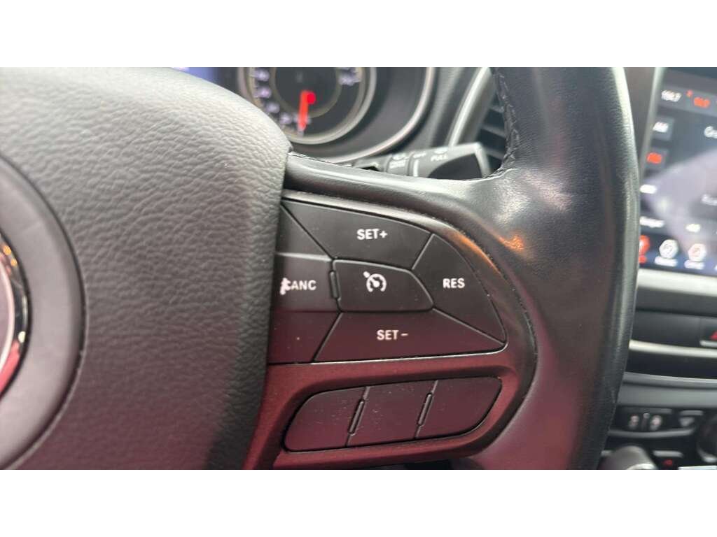 Jeep Cherokee 2020 Blanc Gatineau - photo #11