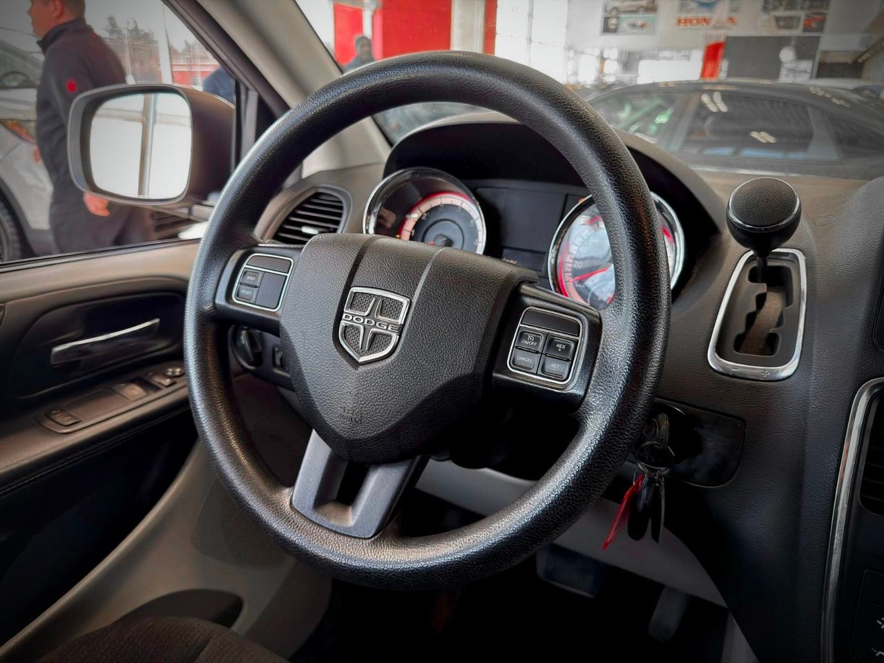 2019 Dodge Grand Caravan Notre-Dame-des-Prairies - photo #13