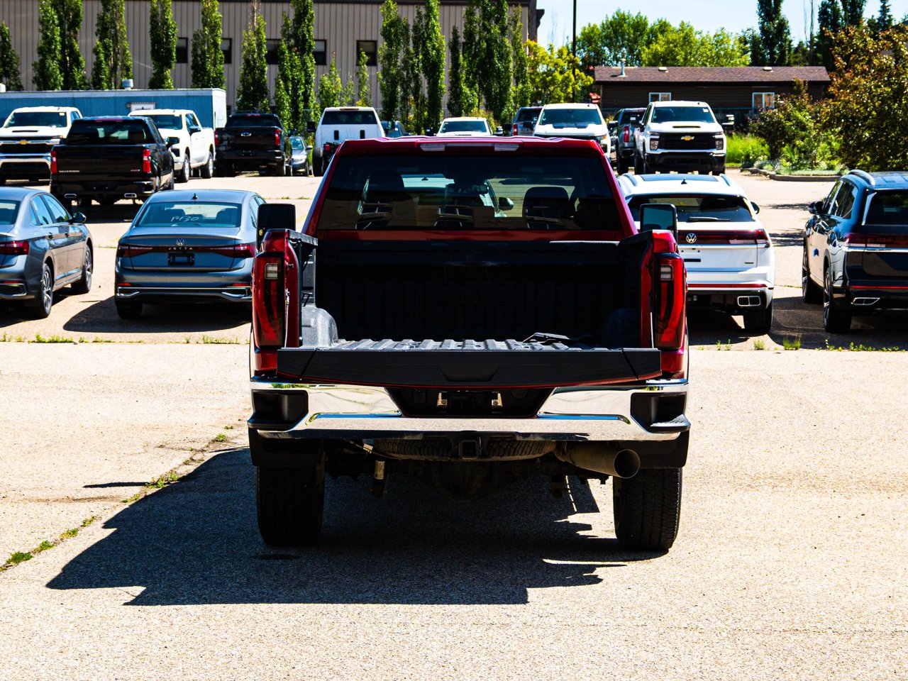 2025 GMC Sierra 3500HD 4WD Crew Cab 159 SLT Red Sherwood Park - photo #14