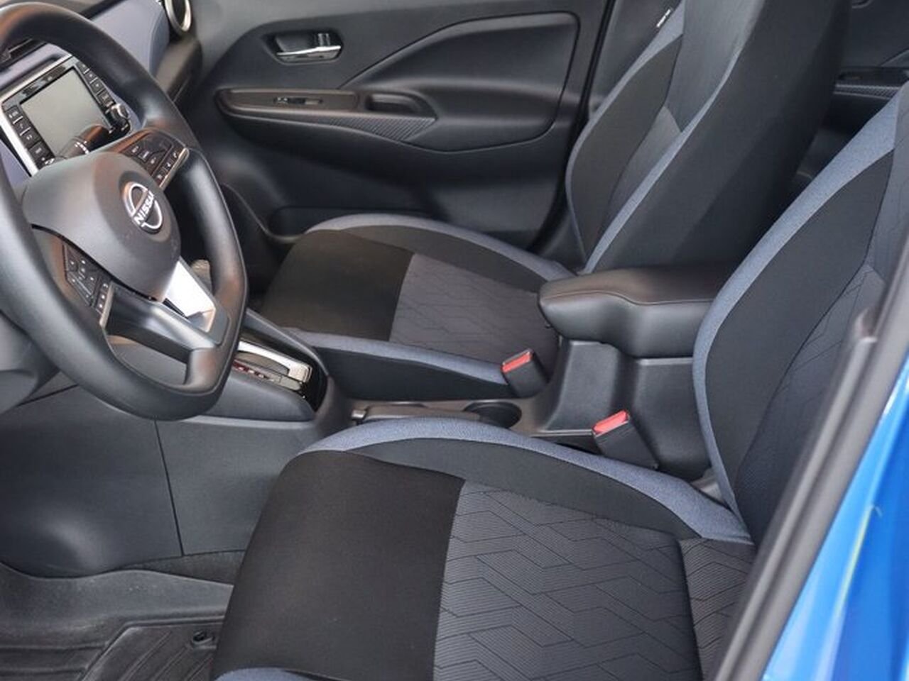 2024 Nissan Versa VIN 3N1CN8EV5RL908626 Blue Baie-Comeau - photo #4