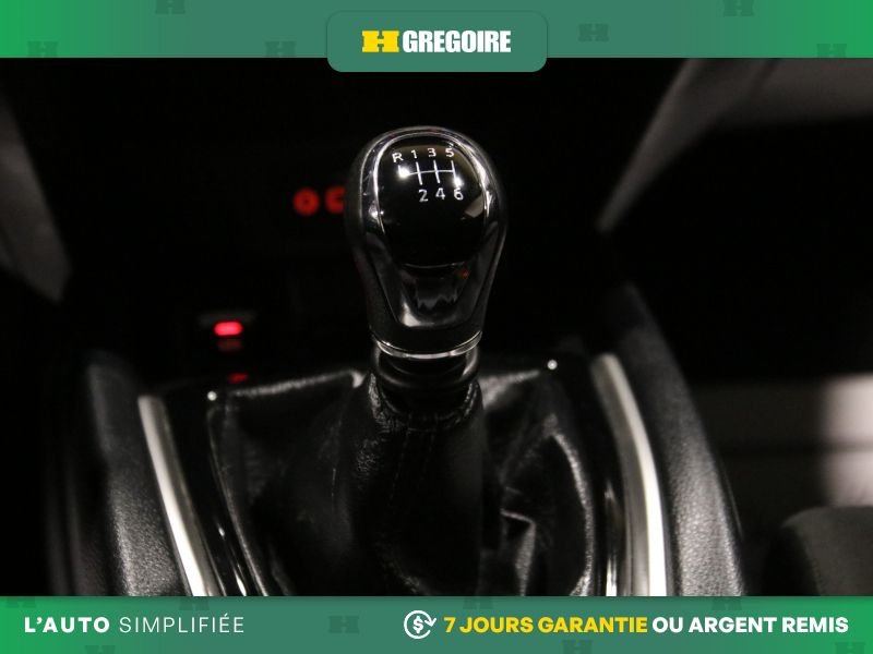 Nissan Qashqai 822289 | S FWD MANUEL AC GR ELECT CAM RECUL BLEUTOOTH 2020 Gris Laval - photo #23