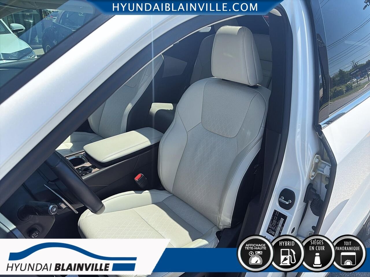 Lexus RX 2023 Blanc Blainville - photo #8