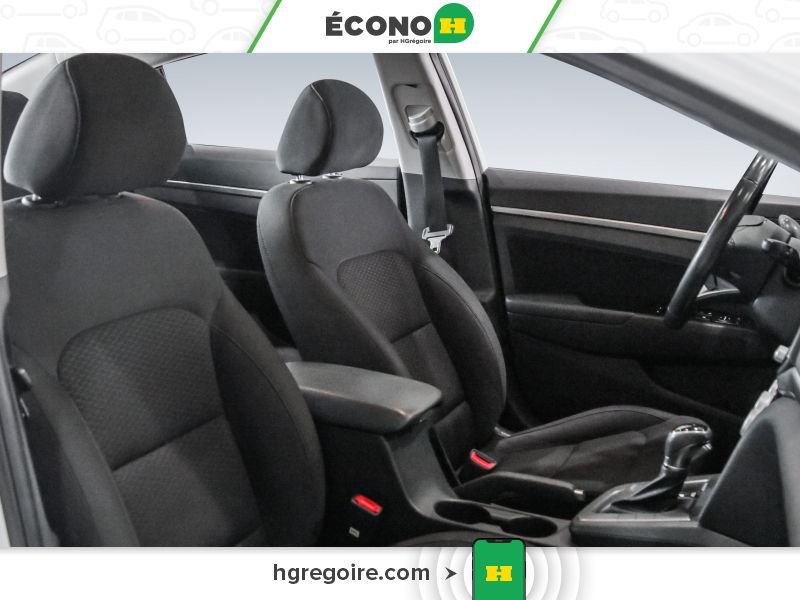 2020 Hyundai Elantra White Blainville - photo #23