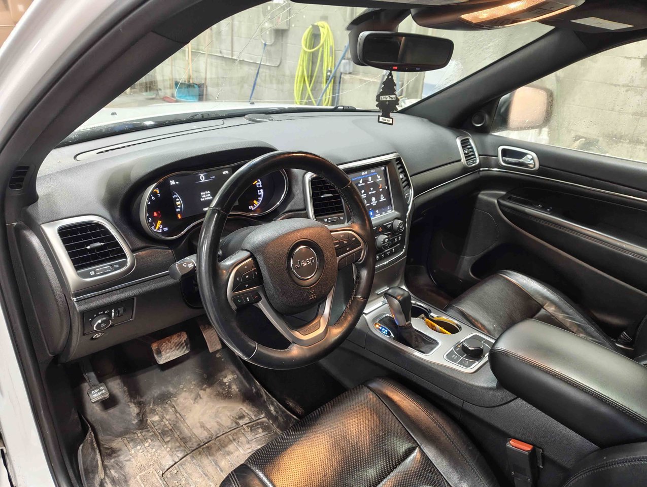 2018 Jeep Grand Cherokee Limited 4x4 White Sherwood Park - photo #6