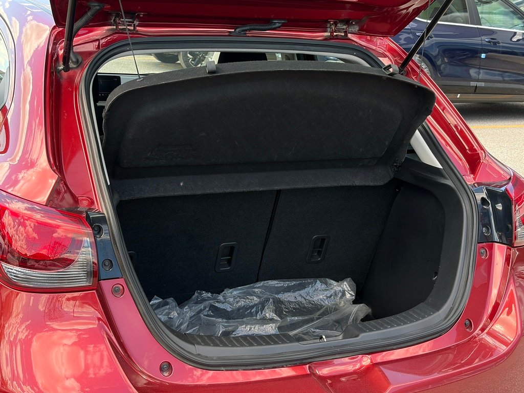 Toyota Yaris 2020 Rouge Gatineau - photo #18