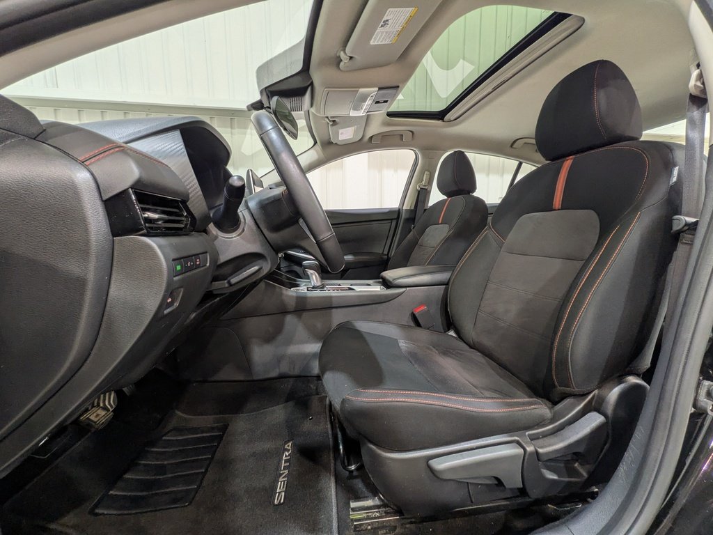 Nissan Sentra SR Manual 2025 Noir Val-David - photo #1