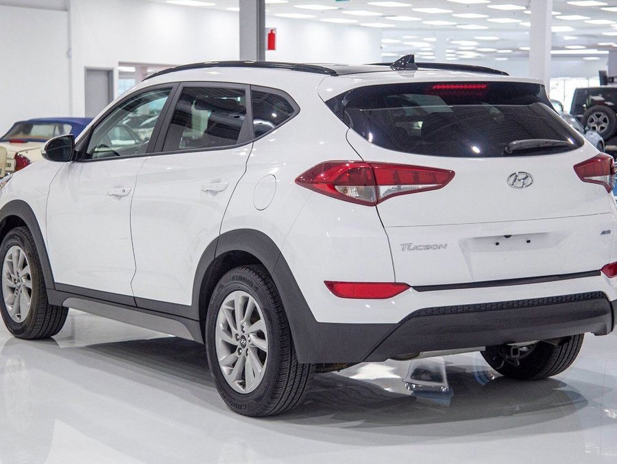 2018 Hyundai Tucson SE White